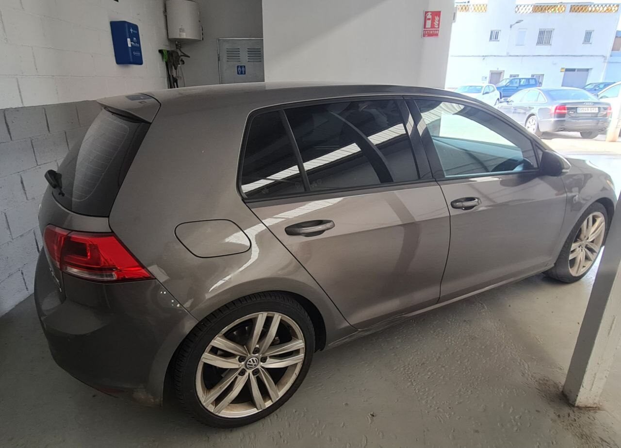 VOLKSWAGEN GOLF 2.0TDI